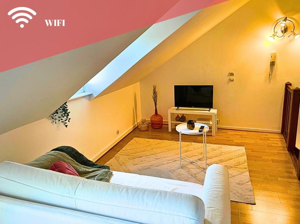 Appart Cosy Renove Avec Ac Hypercentre Nemours Luaran gambar